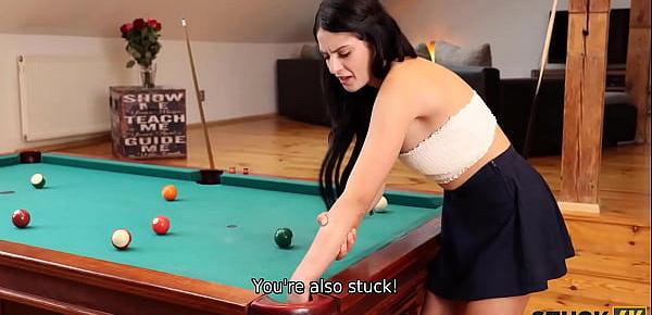  STUCK4K. Pool player got restrained in the pocket before a guy came